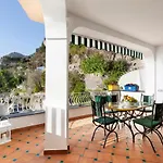 Casa Clemy 아파트